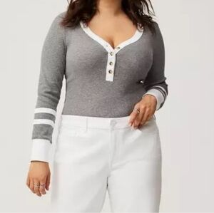 torrid Gray Ribbed Henley Top with White Trim